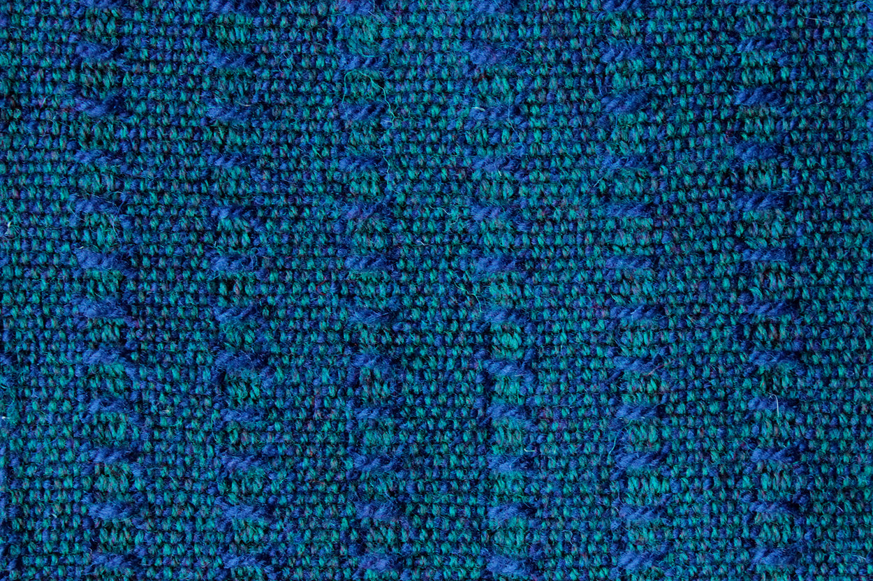 Wool scarf, weft float pattern, blue, green, handmade, natural fibres, Andean highland wool, Peruvian highland wool, local wool, decorative fringe, made in Canada