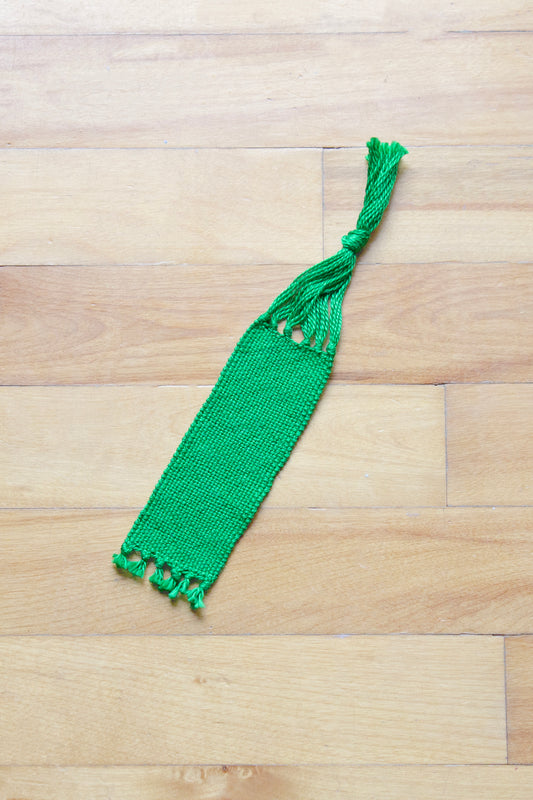 Cotton small bookmark, Green, handmade, natural fibres, washer safe, decorative fringe, made in Canada